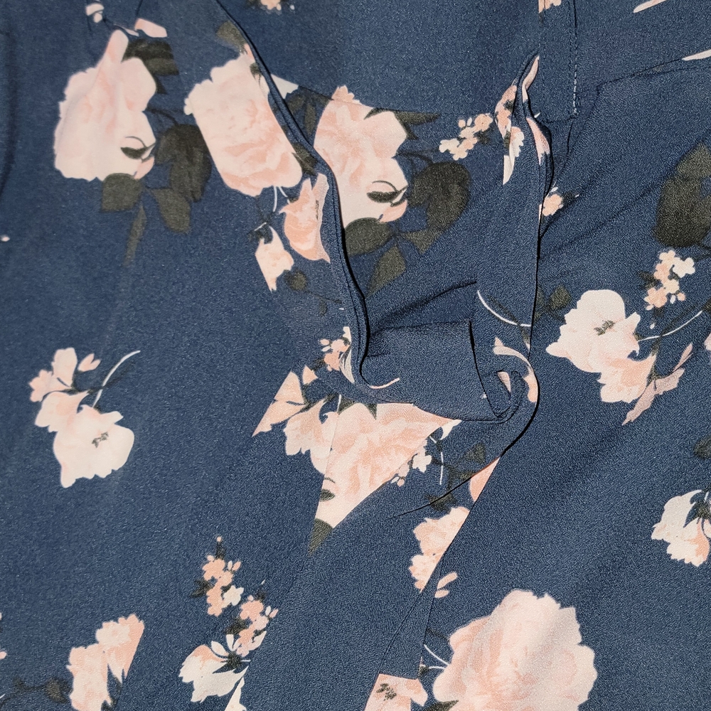 Torrid Navy Floral Wide Leg Pants - Picture 2 of 3